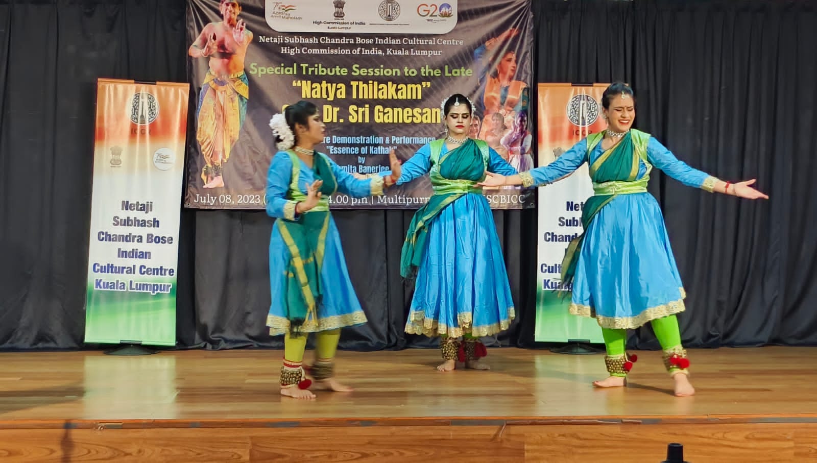 [Students of DKCC performing a tribute